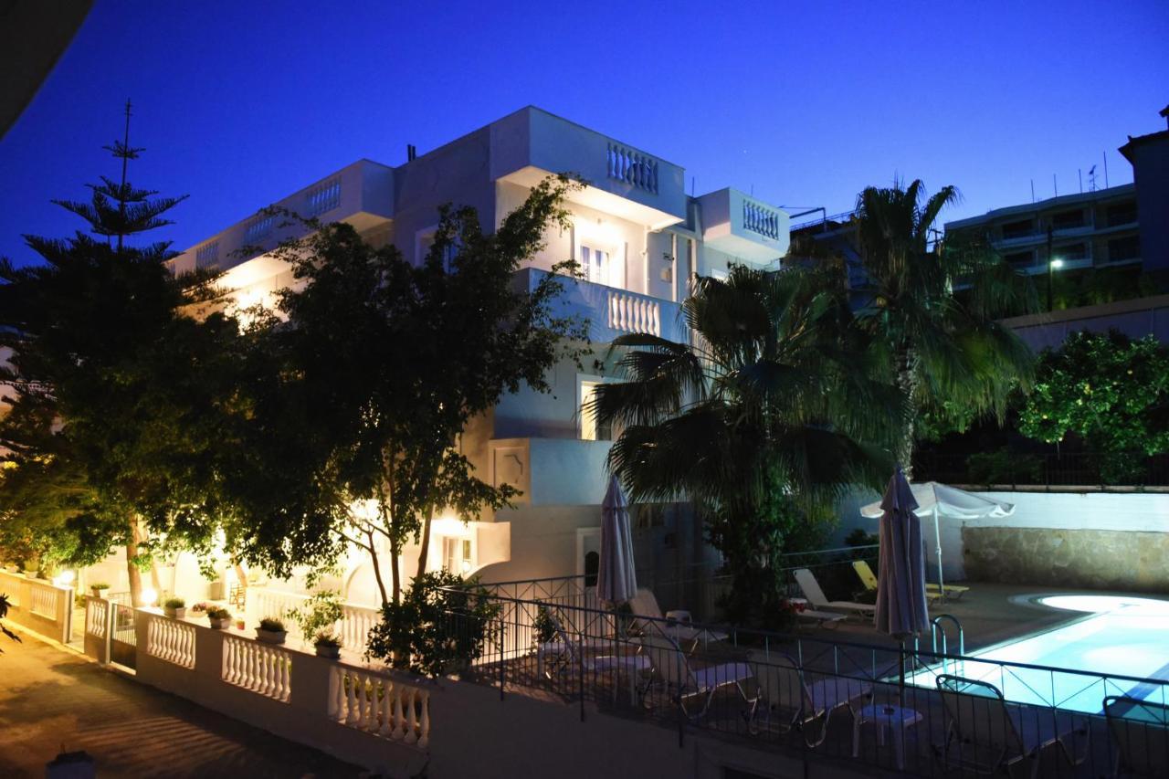 Skalidis Apartments Tolo Bagian luar foto